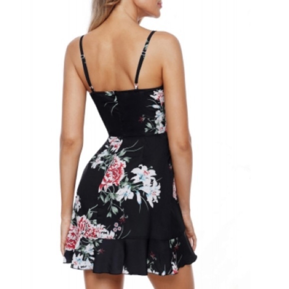 NWT Ruffle Wrap Black Floral Sundress - Picture 4 of 6